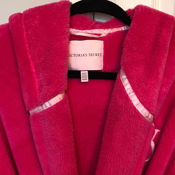Victoria Secret Robe - Hot Pink - Picture 3 of 5